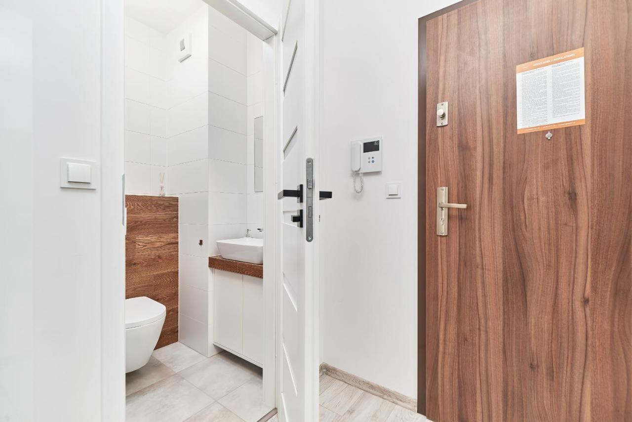 Exclusive Apartments Teczowa With Underground Parking By Noclegi Renters Βρότσλαβ Εξωτερικό φωτογραφία